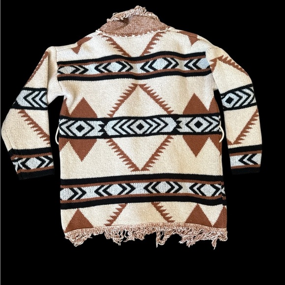 Geometric Patterned Cardigan - Brown and Cream - Picture 5 of 5